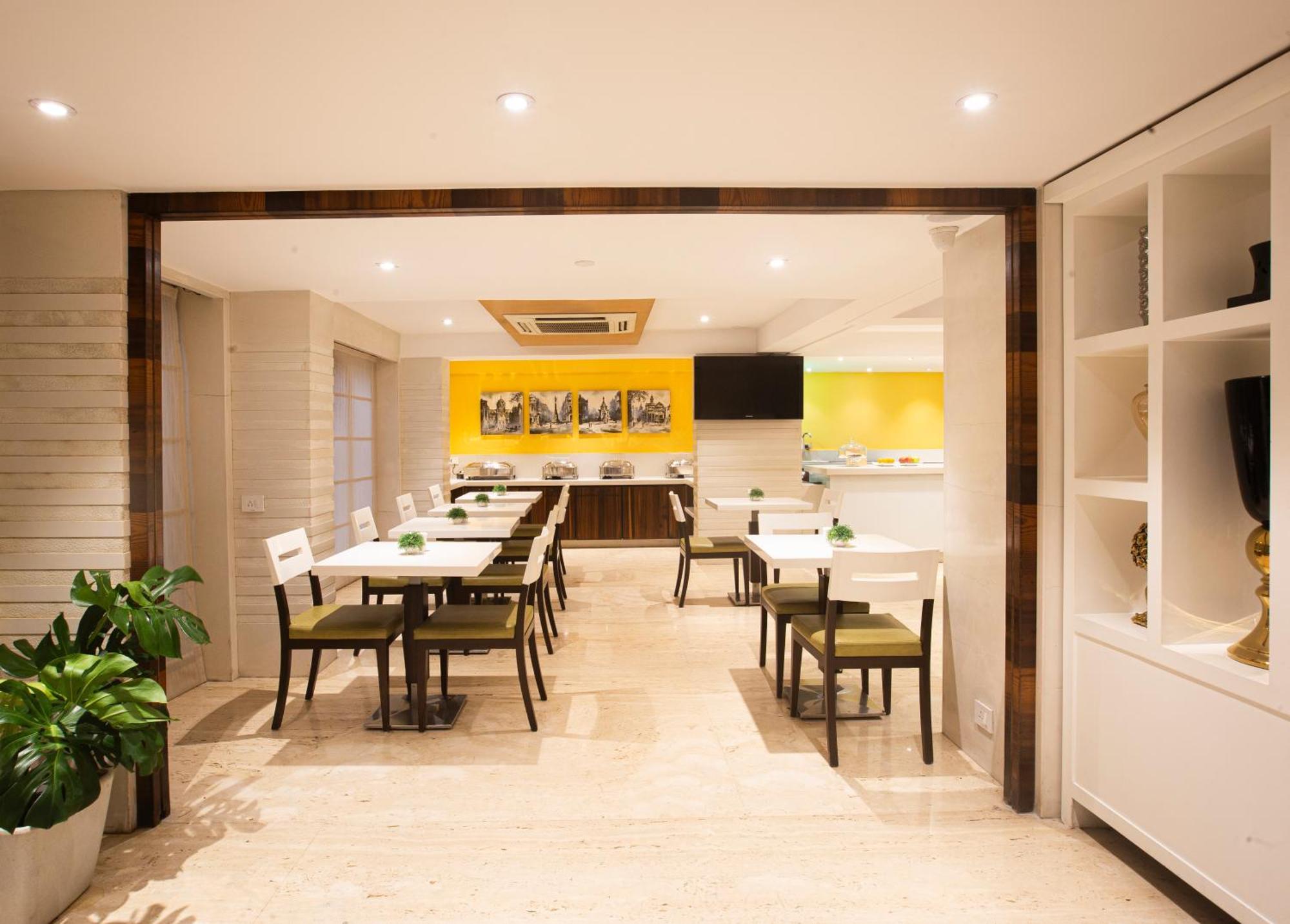 Hotel Bawa Continental Mumbai Exterior photo