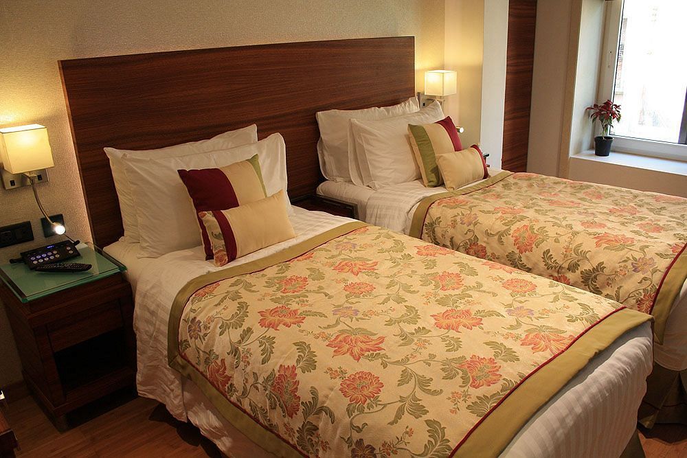 Hotel Bawa Continental Mumbai Exterior photo