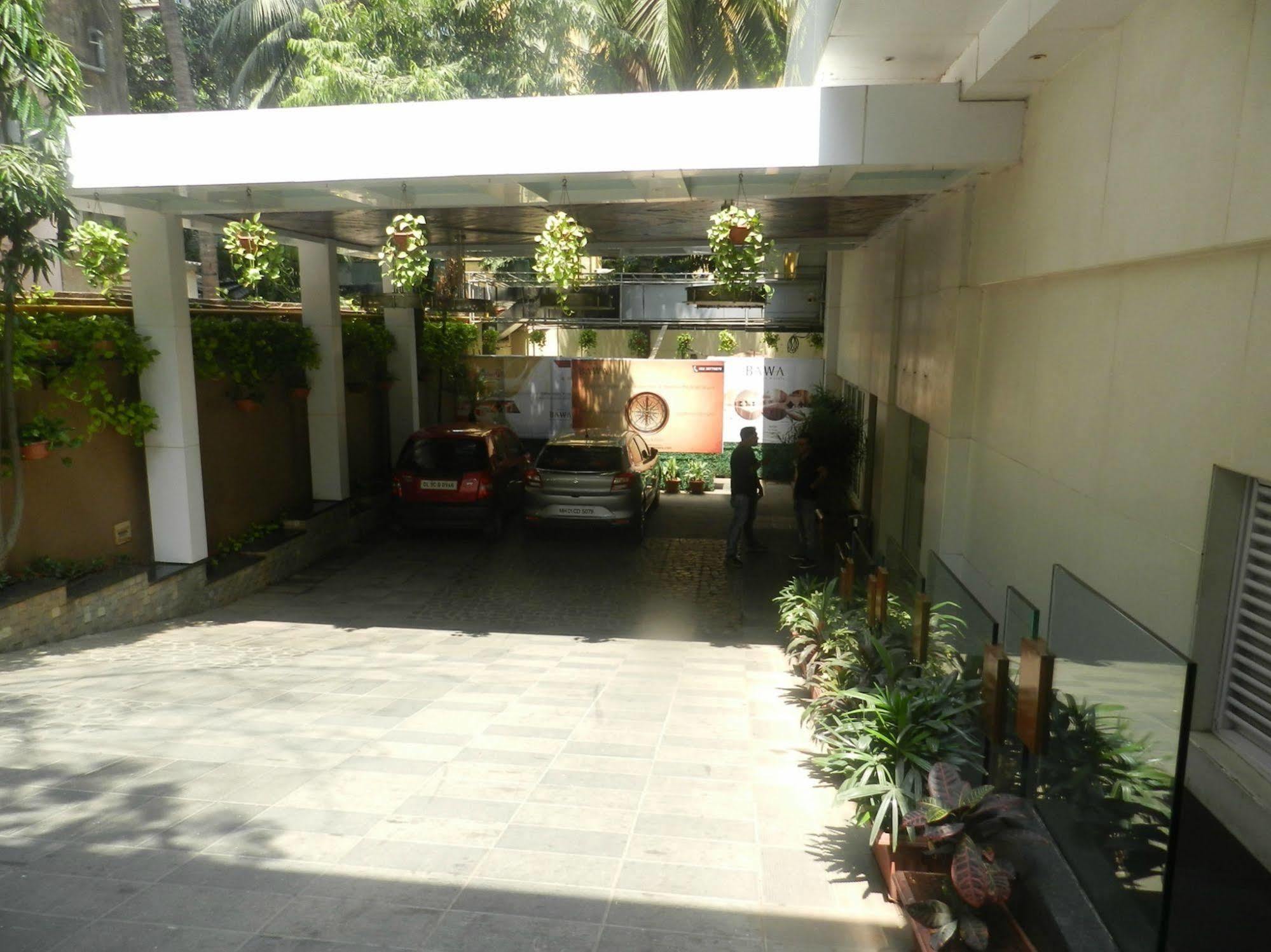 Hotel Bawa Continental Mumbai Exterior photo